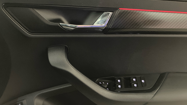 Skoda Karoq 1.5 TSI Sport Line 5dr DSG Petrol Estate